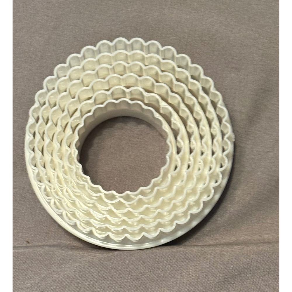 White Plastic Fluted Round Cookie Cutter Set Nesting Scalloped Edge 6 Pieces